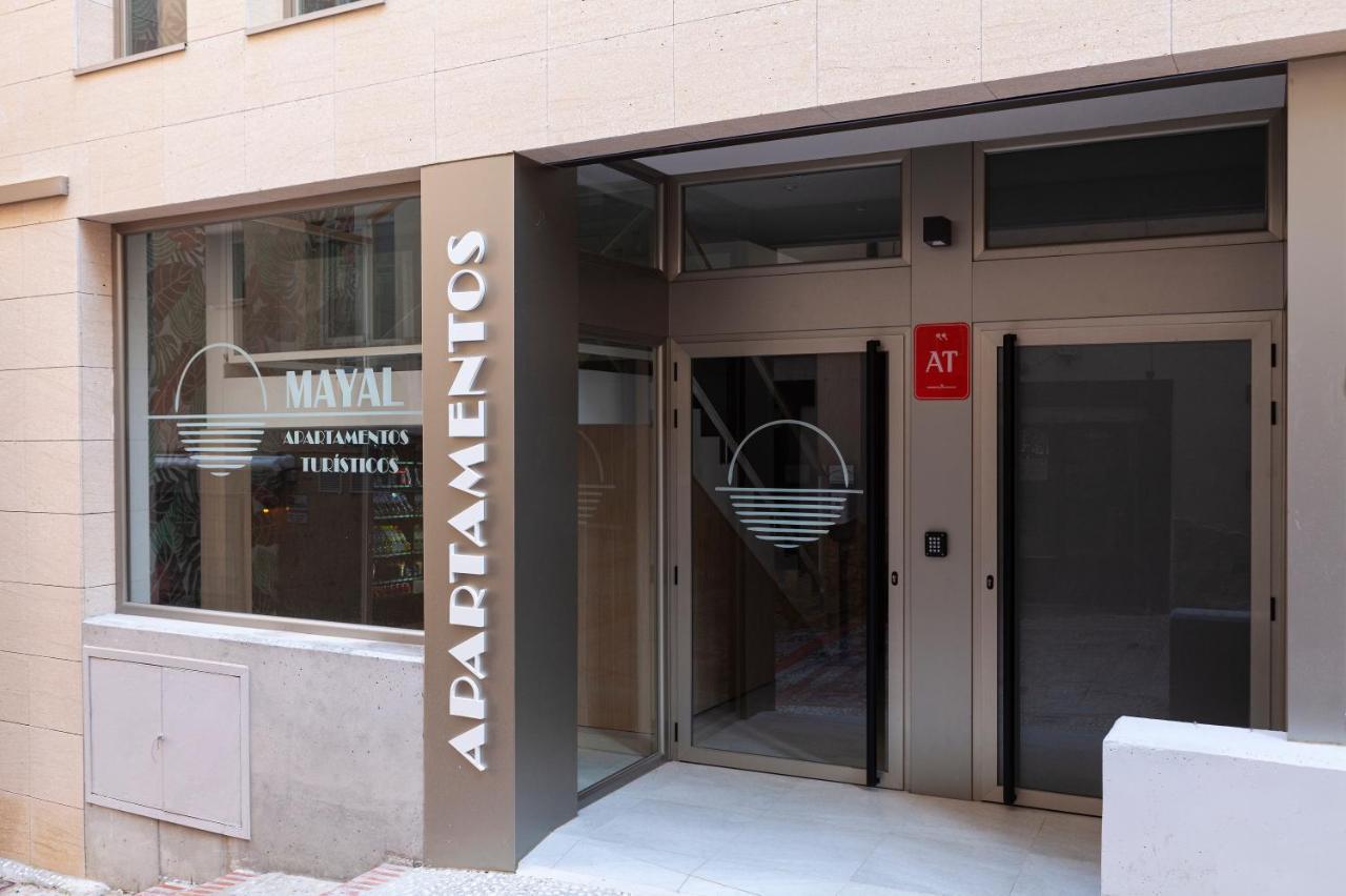 Apartamentos Mayal Con Piscina Μπένιντορμ Εξωτερικό φωτογραφία